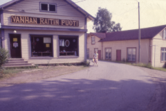 Puoti Kylä-Poltissa